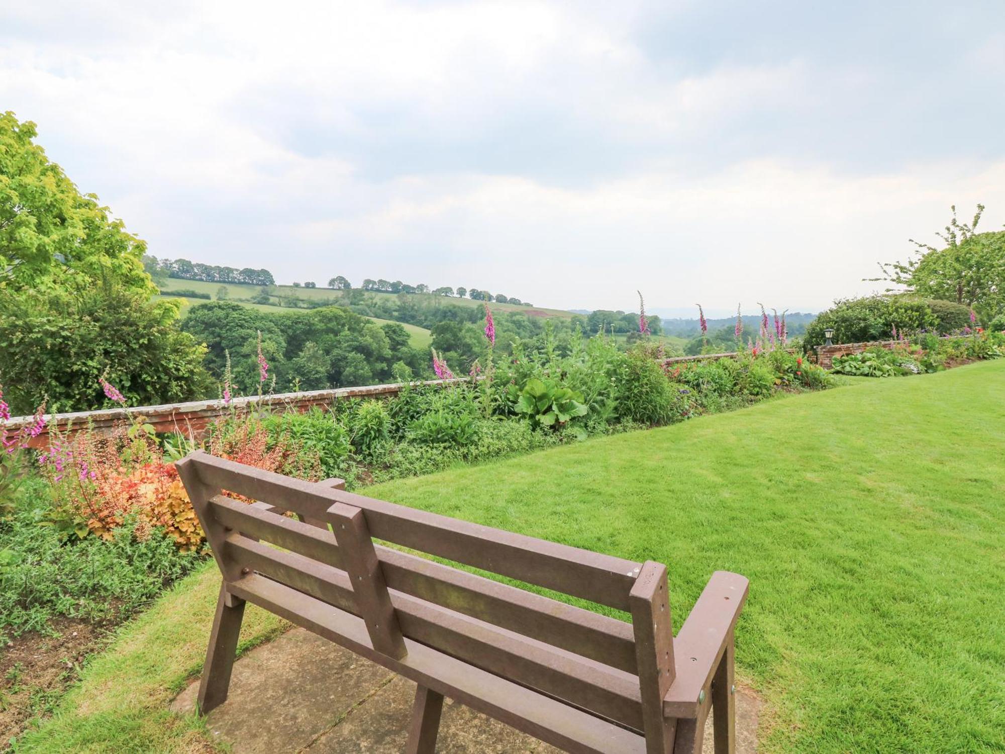 Harcombe House Bungalow 1 Newton Abbot Ngoại thất bức ảnh